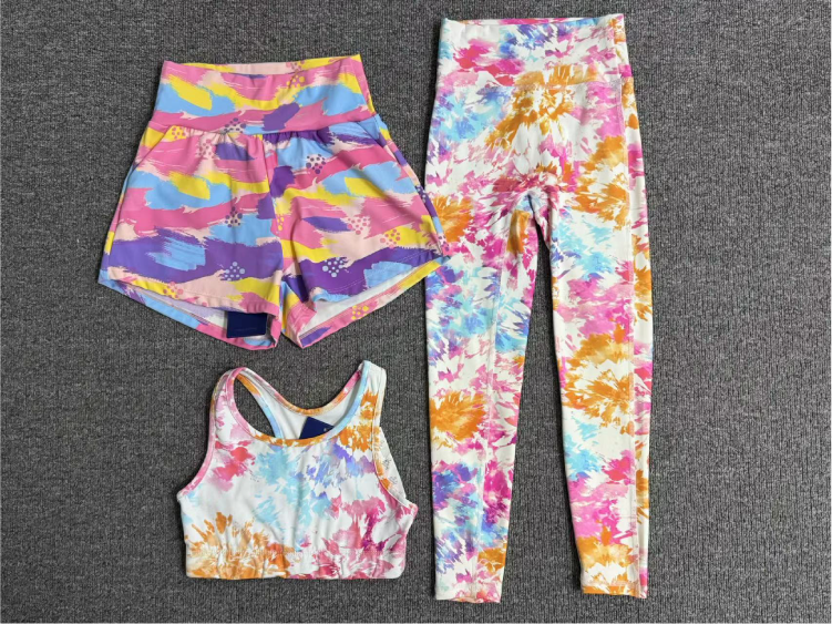 The yoga pants factory and its customers love the customized the digital printing heat sublimation transfer process